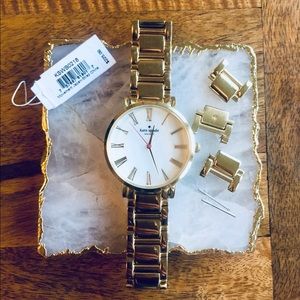 ⭐️Price drop- Classic Kate Spade Watch in Gold